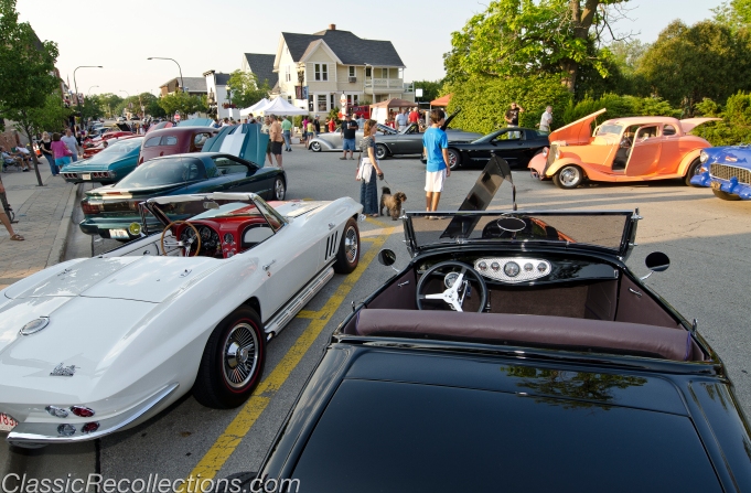 Classic cars parked at the 2012 downtown Barrington, Illinois classic car cruise.